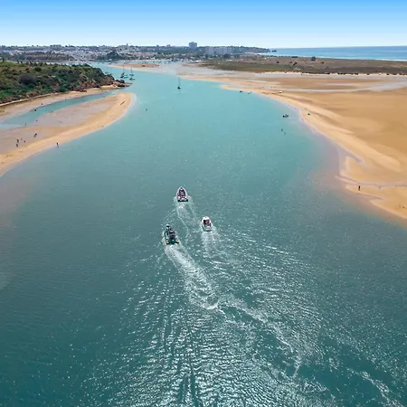 Apartmán Curitiba By Algarve Vacation *