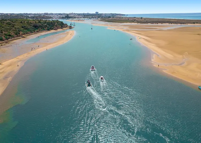 公寓 Curitiba By Algarve Vacation *