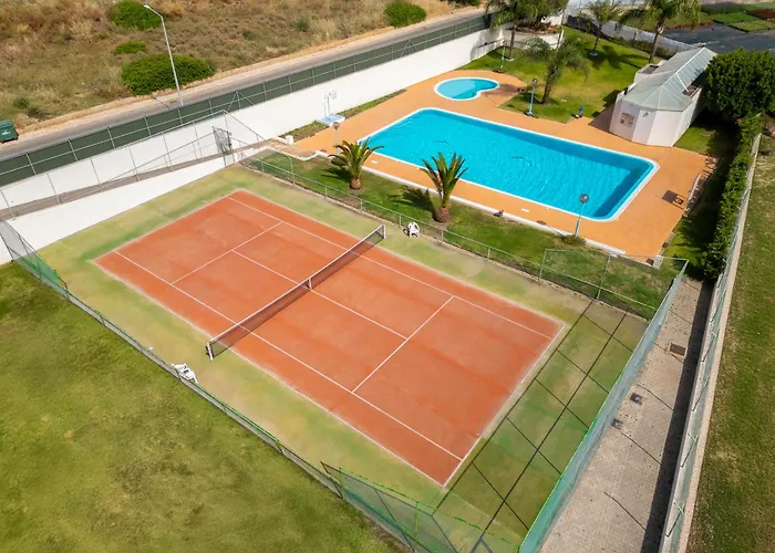 Curitiba By Algarve Vacation Apartment *